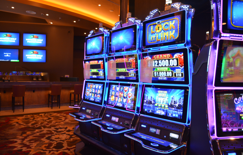Menangjudi and Slot Menang: Understanding the Appeal of Winning Slots in Modern Online Casinos